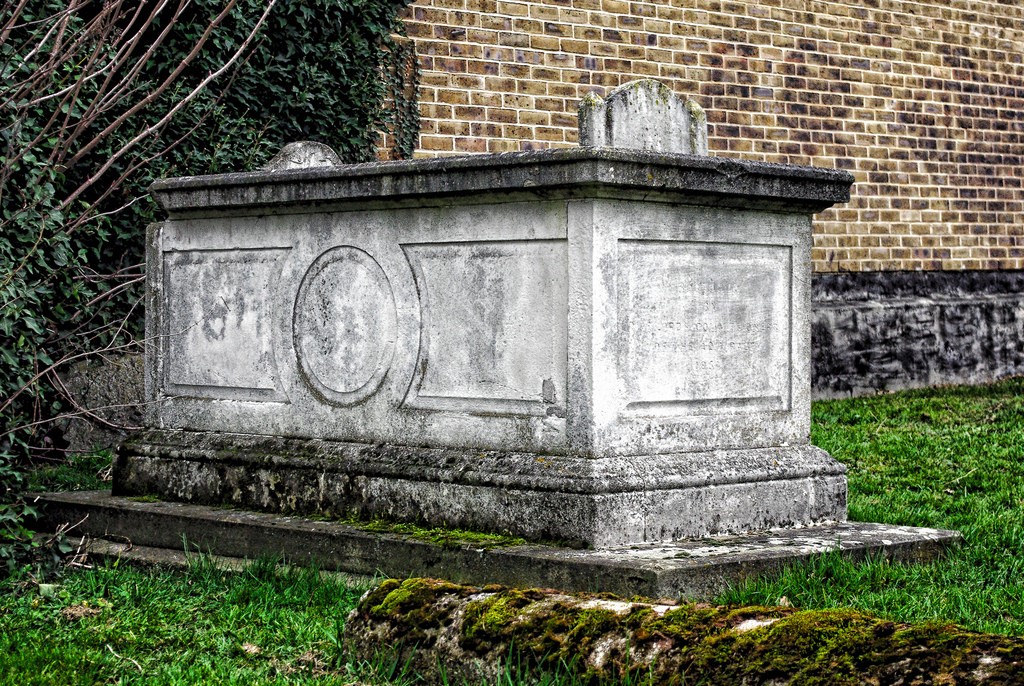 The Tomb of Edmond Halley